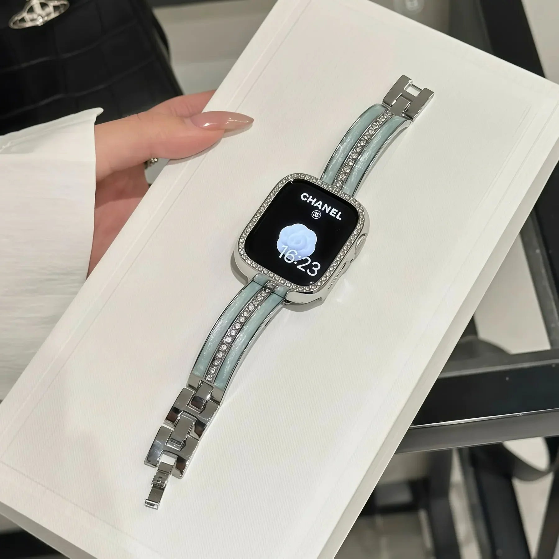 Glimmer Apple Watch Band